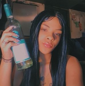 Meet your Posher, Eva